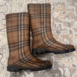 Burberry Rainboots